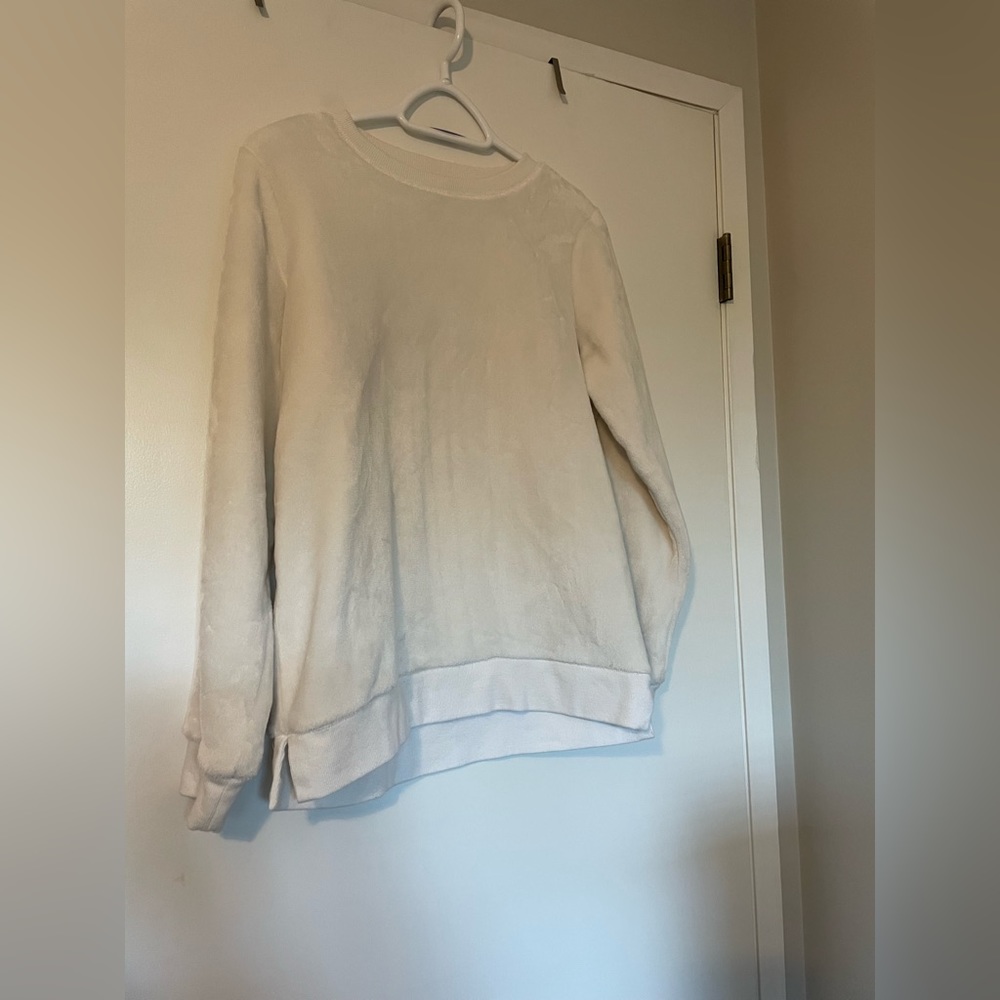GAIAM Fuzzy Sweater